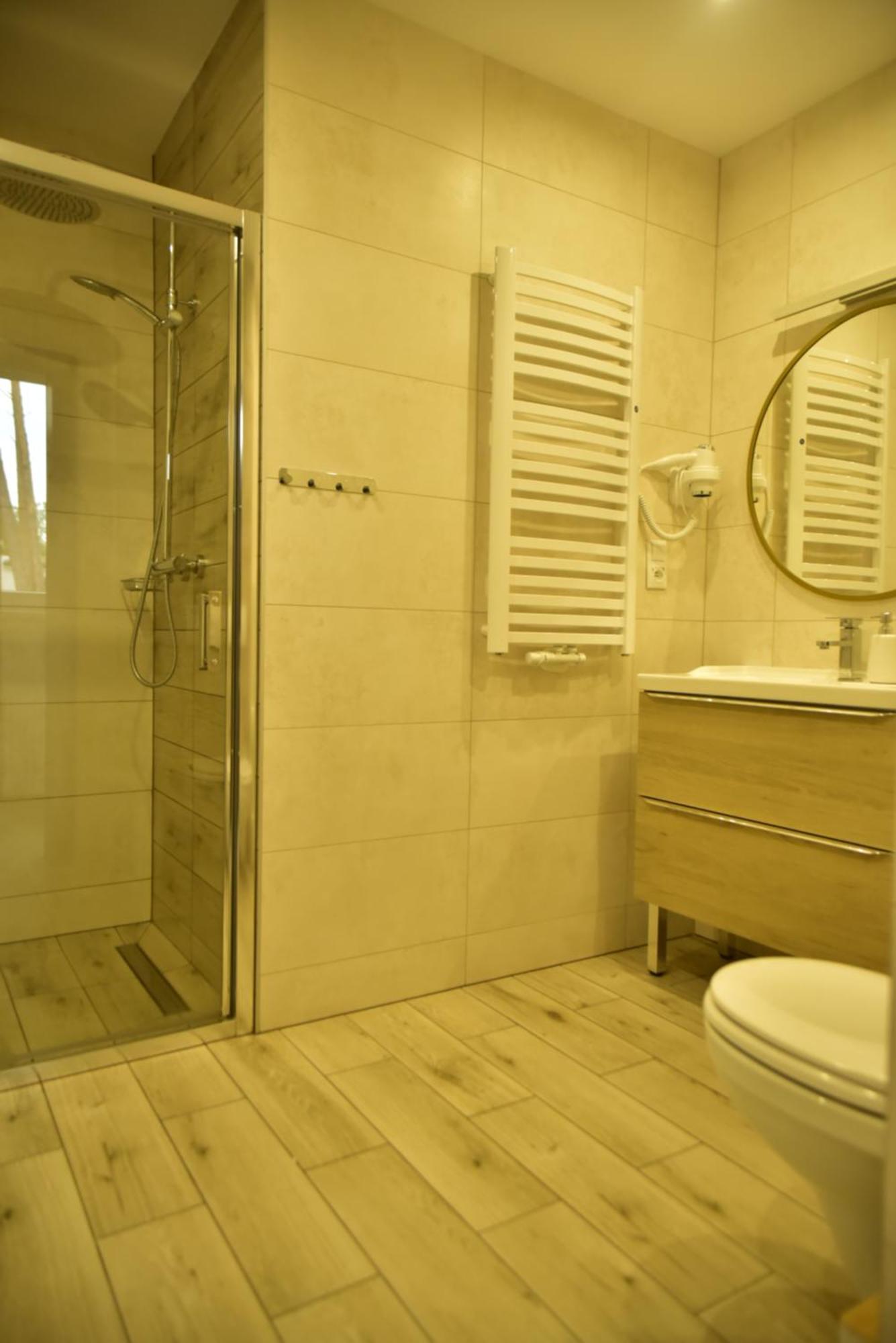 Hotel Wodnik Turawa Esterno foto